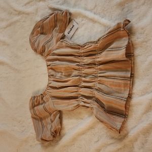 Summer short sleeve top